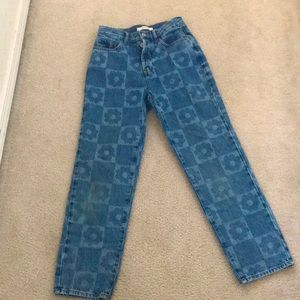 Daisy checkerboard, size 24, straight jeans.